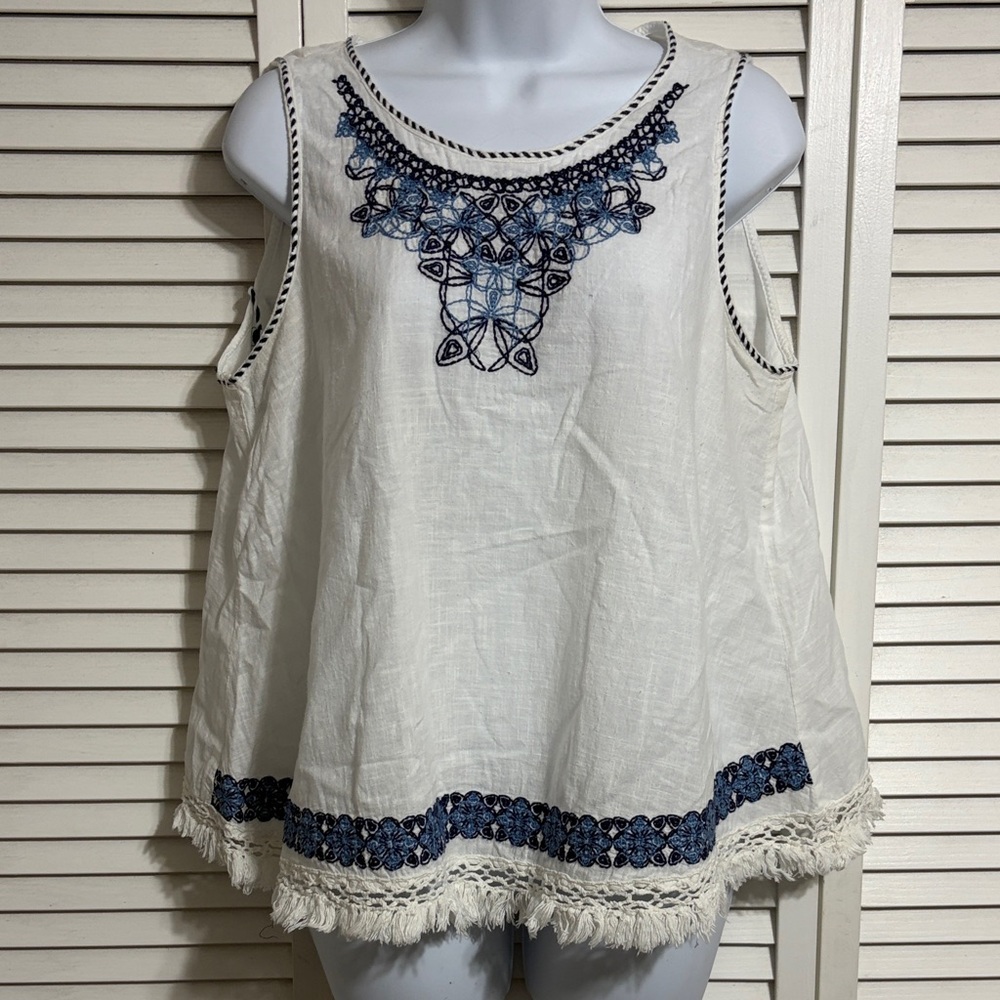 Max Studio White Tank Top with Blue Embroidery